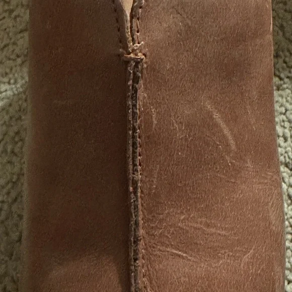 b.o.c. Women's Tan Leather Mules - Picture 7 of 8